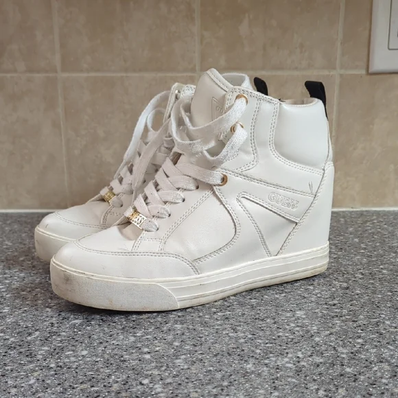 Brown Gold Scarpe Guess Los Angeles Guess Shoes Guess Womens